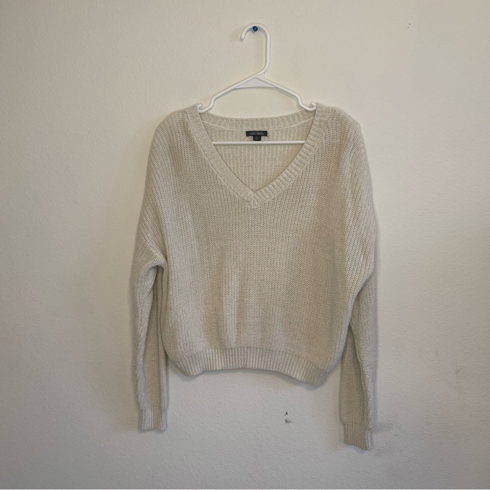 Wild Fable White Cropped V-Neck Sweater